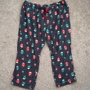 Old Navy Festive Print Joggers - Black and Red